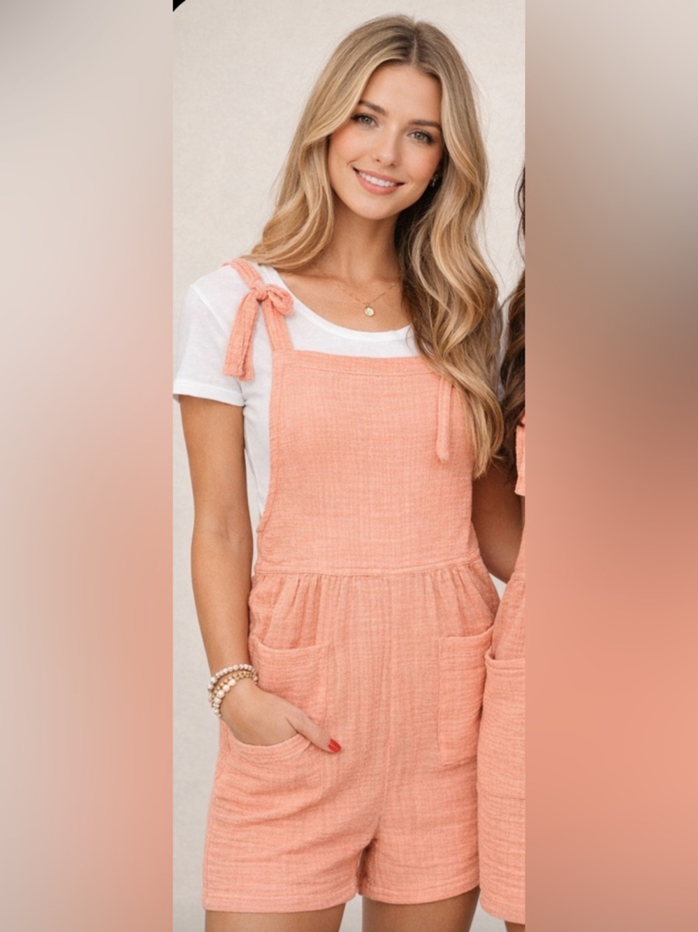 Zenana NWT knot strap Pink Romper- BEAUTIFUL 🩷